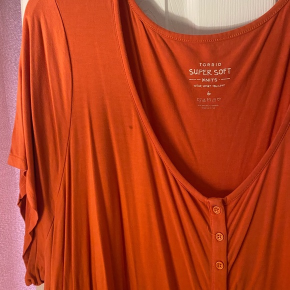 Orange torrid super soft blouse size 6 - Picture 2 of 4